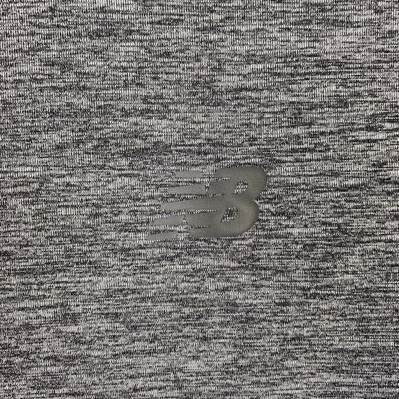 New Balance NB Dry Gray Long Sleeve Pullover Top Size Small Running Workout - Picture 7 of 8